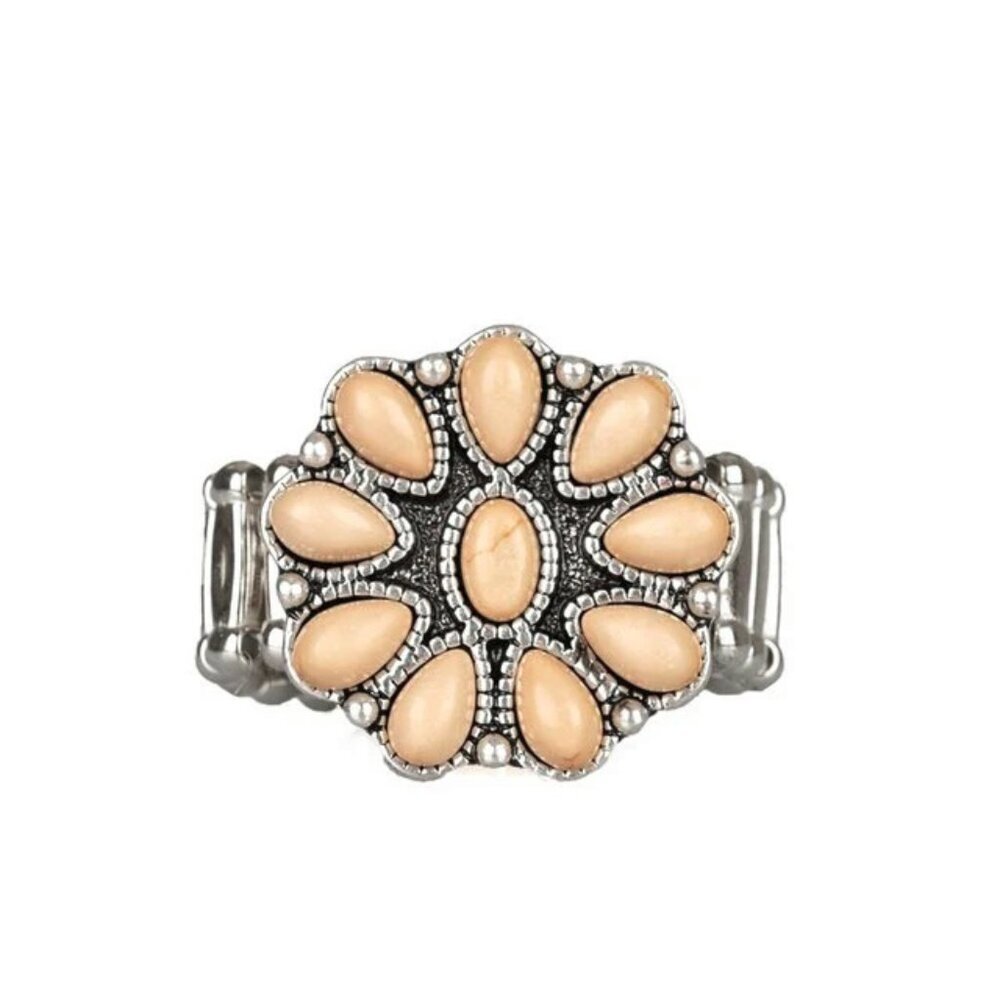Paparazzi Jewelry Accessories - Stone Gardenia - Brown Ring - Vintage - Picture 4 of 4